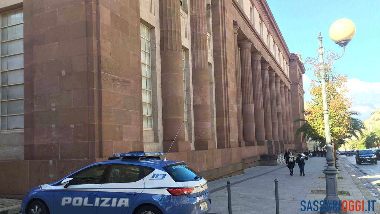 polizia domiciliari sassari tribunale ricatta castelsardo appartamento domiciliari porto torres