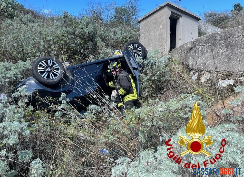 Nule, Perde Il Controllo Dell'auto E Si Ribalta Nei Tornanti, Un Ferito