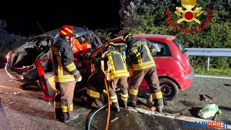 Incidente di Ittiri, Porto Torres sotto choc per la morte di papà e figlio