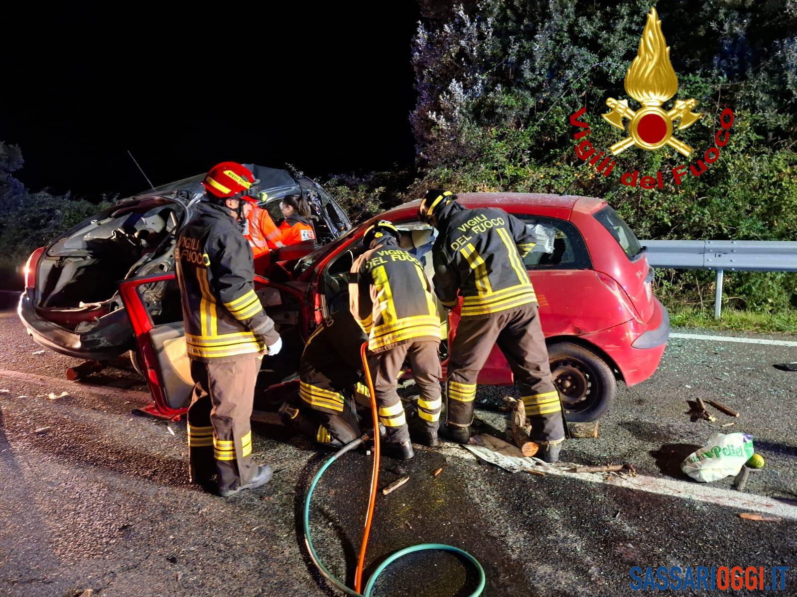 Incidente di Ittiri, Porto Torres sotto choc per la morte di papà e figlio